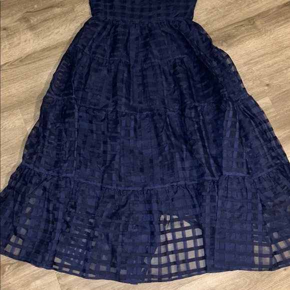 English factory Organza short sleeve button front midi dress - Picture 11 of 11